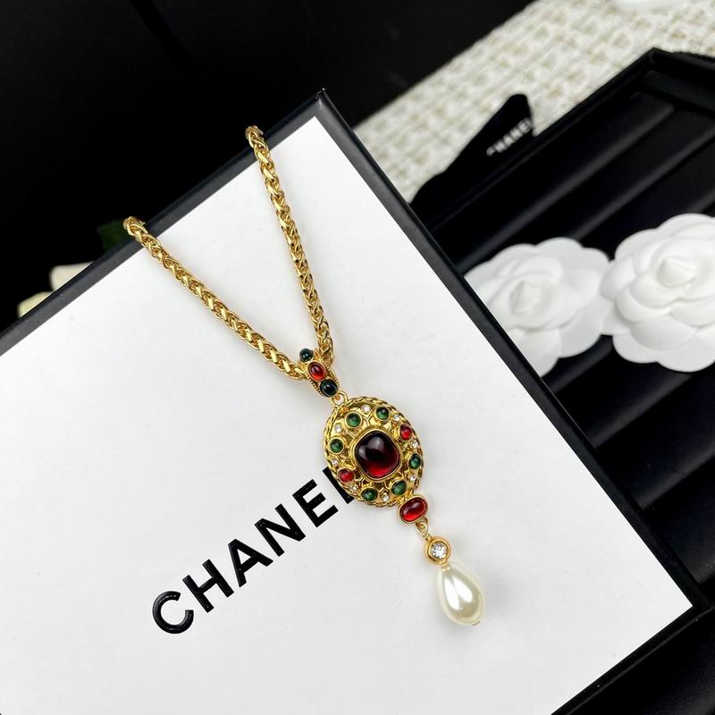 Chanel necklace 05yxh88